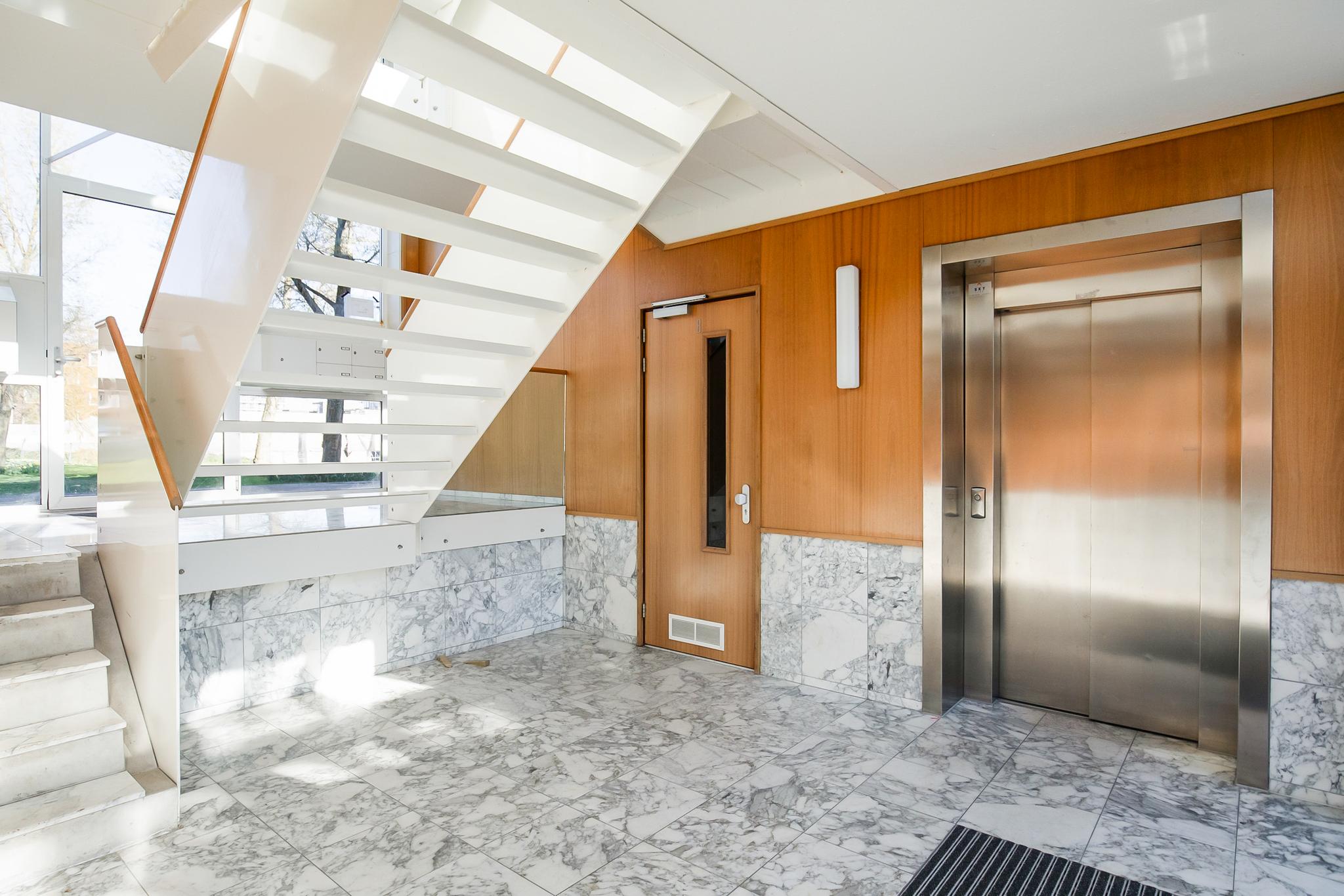 Brand Dirk Ochsepark 8 , 1087 HC Amsterdam 28