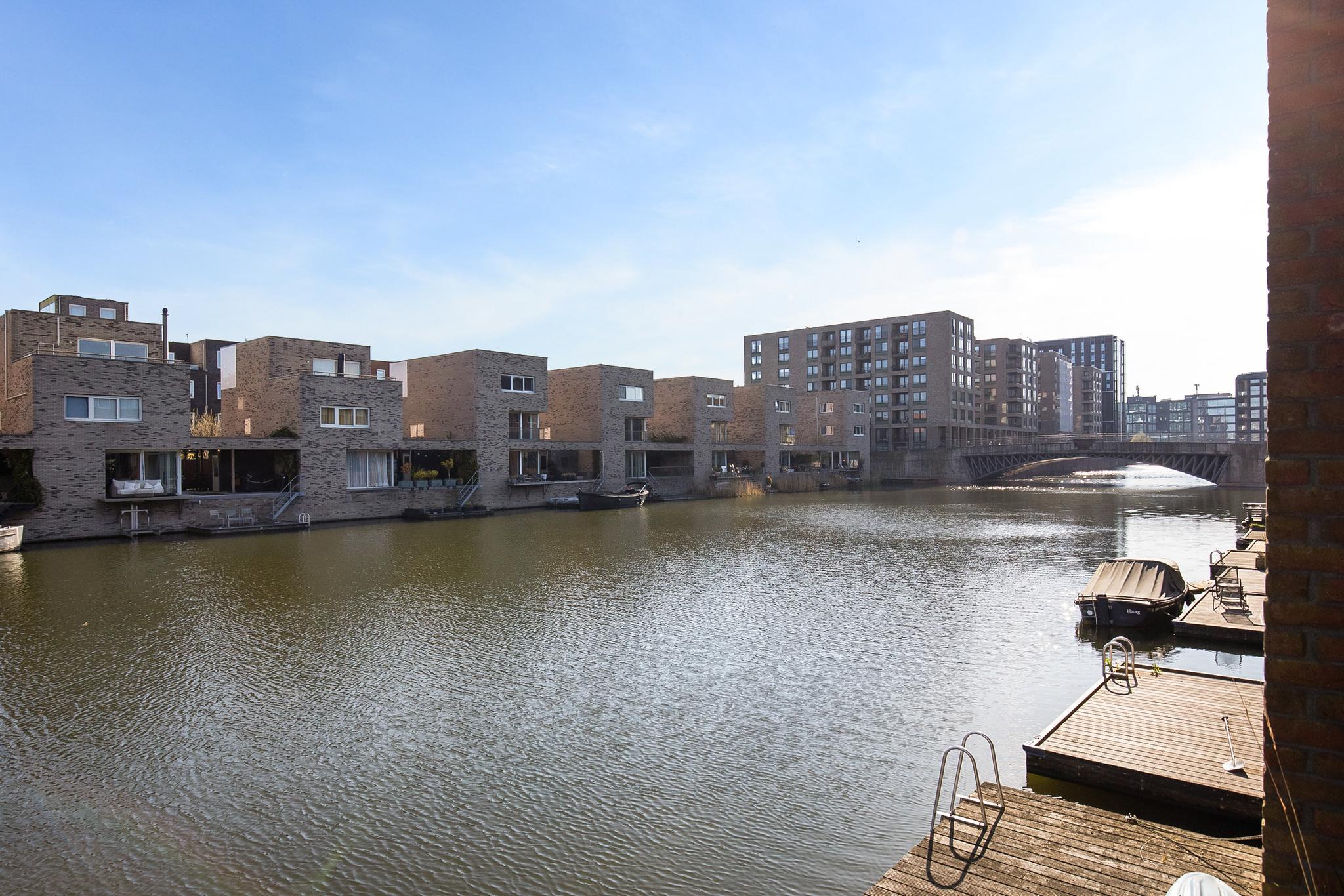 Brand Dirk Ochsepark 8 , 1087 HC Amsterdam 34